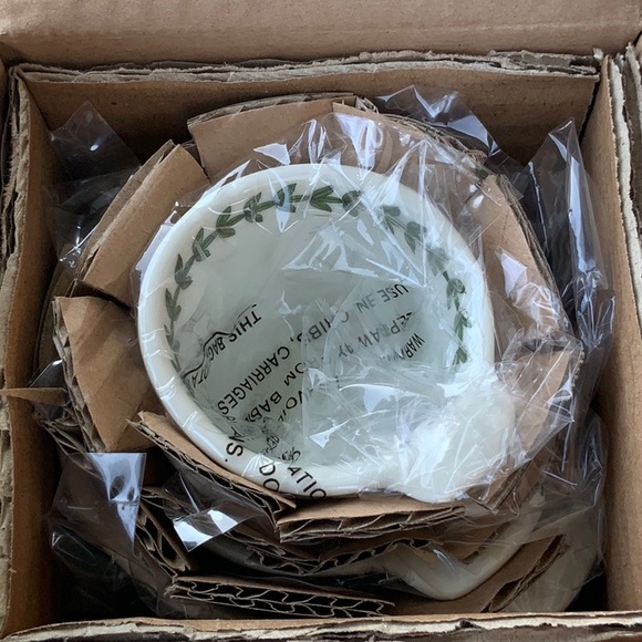 PORTMEIRION BOTANIC GARDEN MEASURING CUPS SET OF 4 - Picture 10 of 11